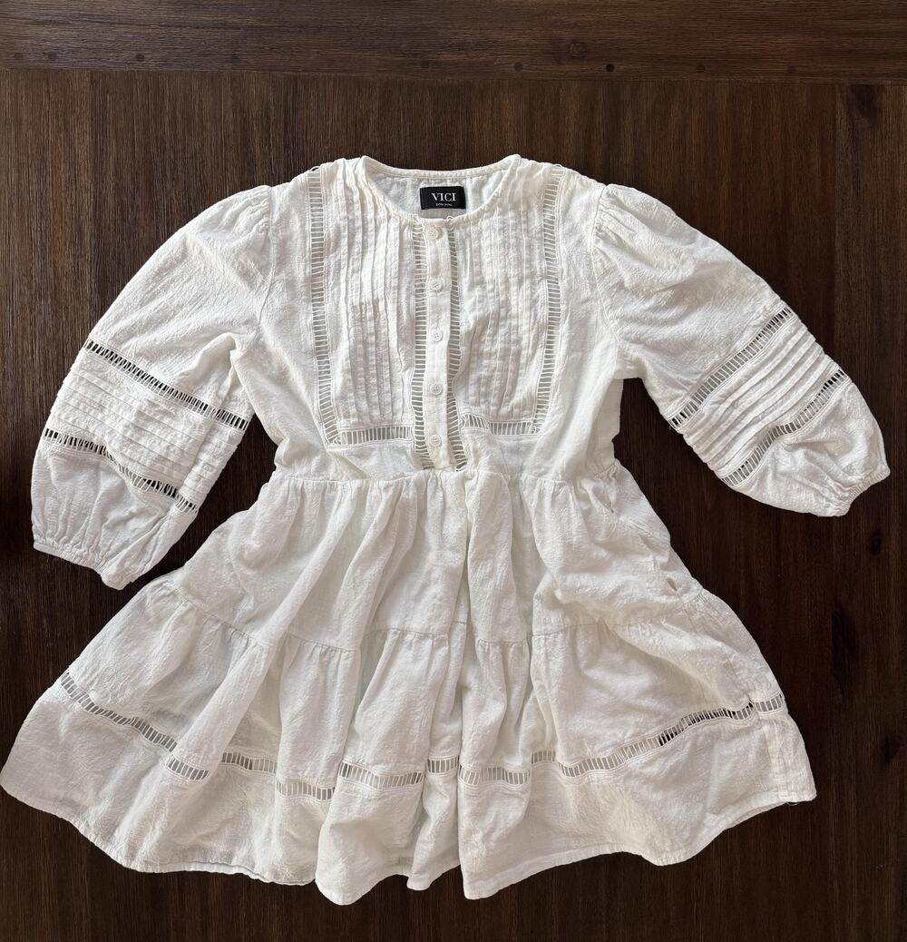 VICI Swing Dress Womens XS White Crochet Henley Balloon Sleeve Boho